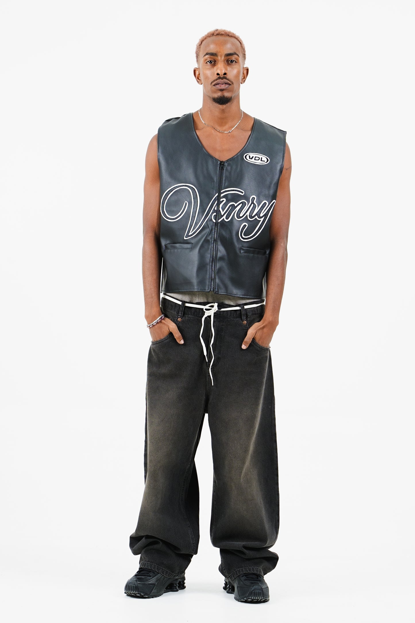 LEER VEST