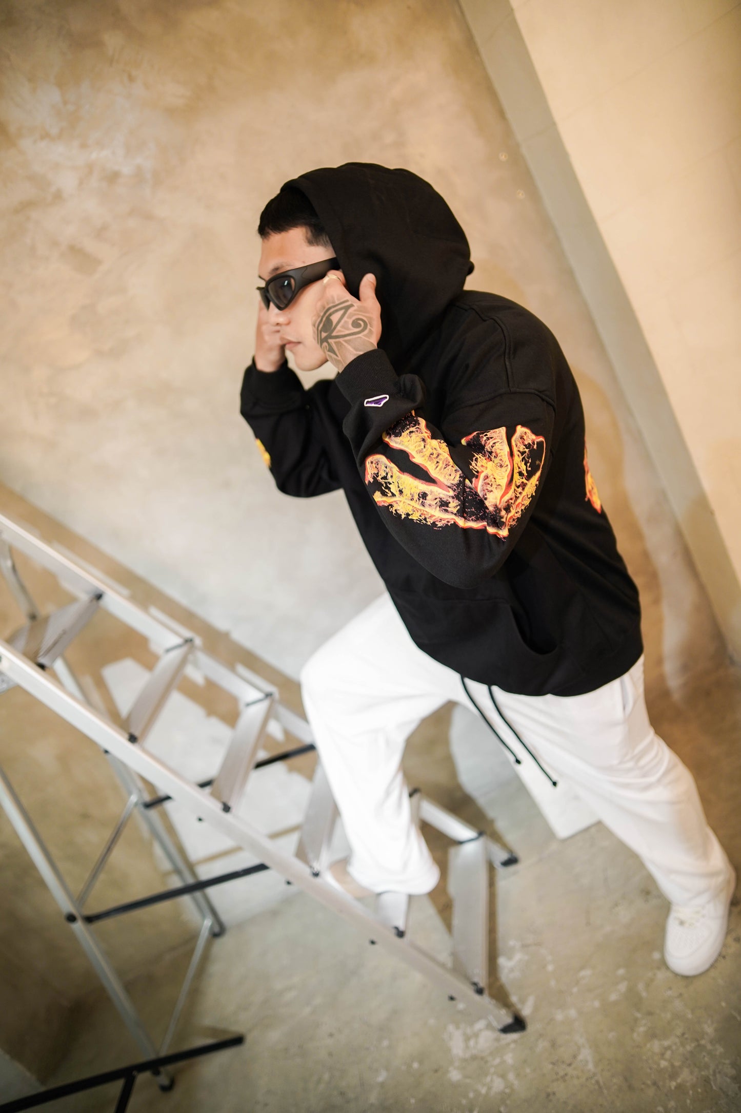 SAIHA HOODIE (black)