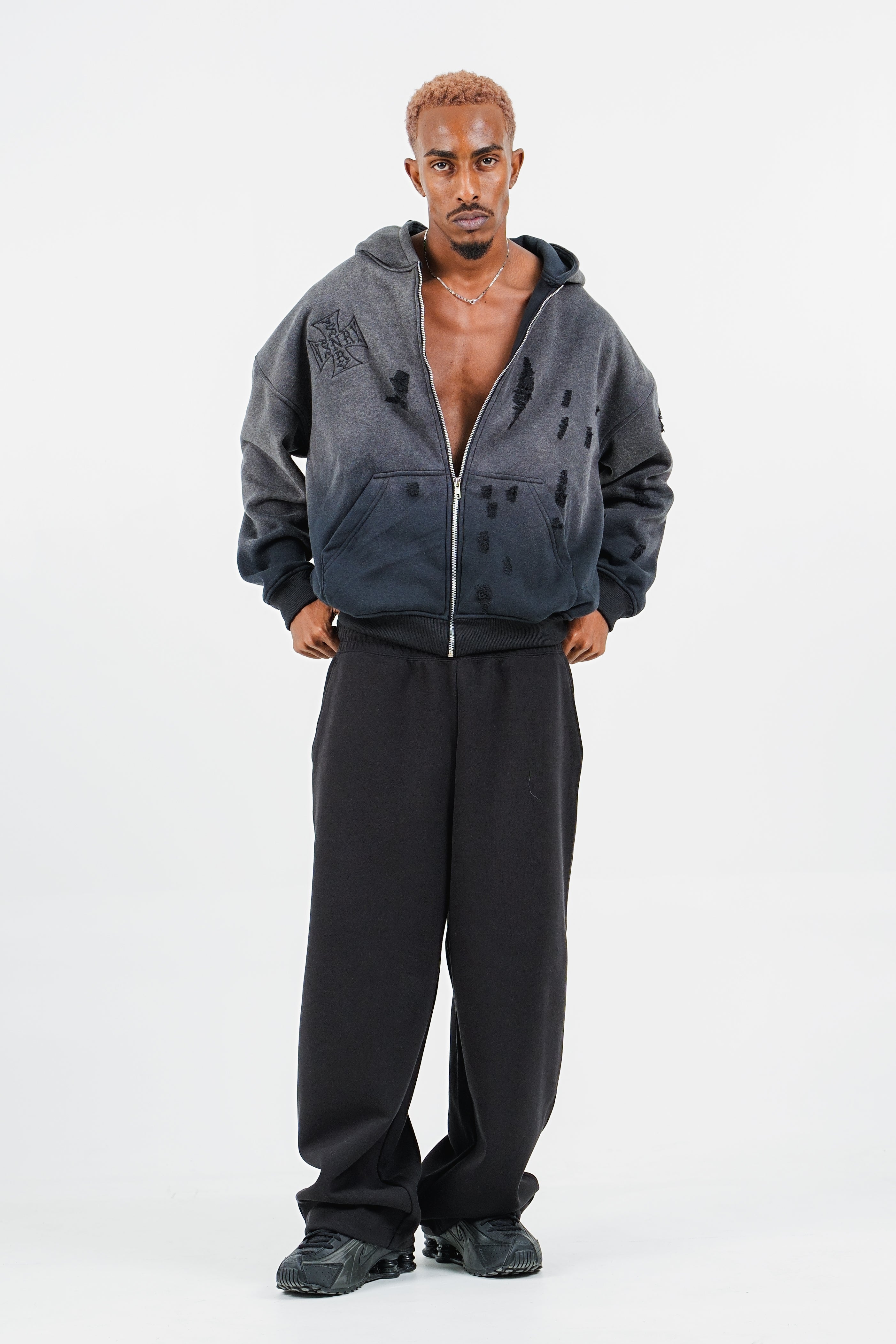 PLOMO BLACK