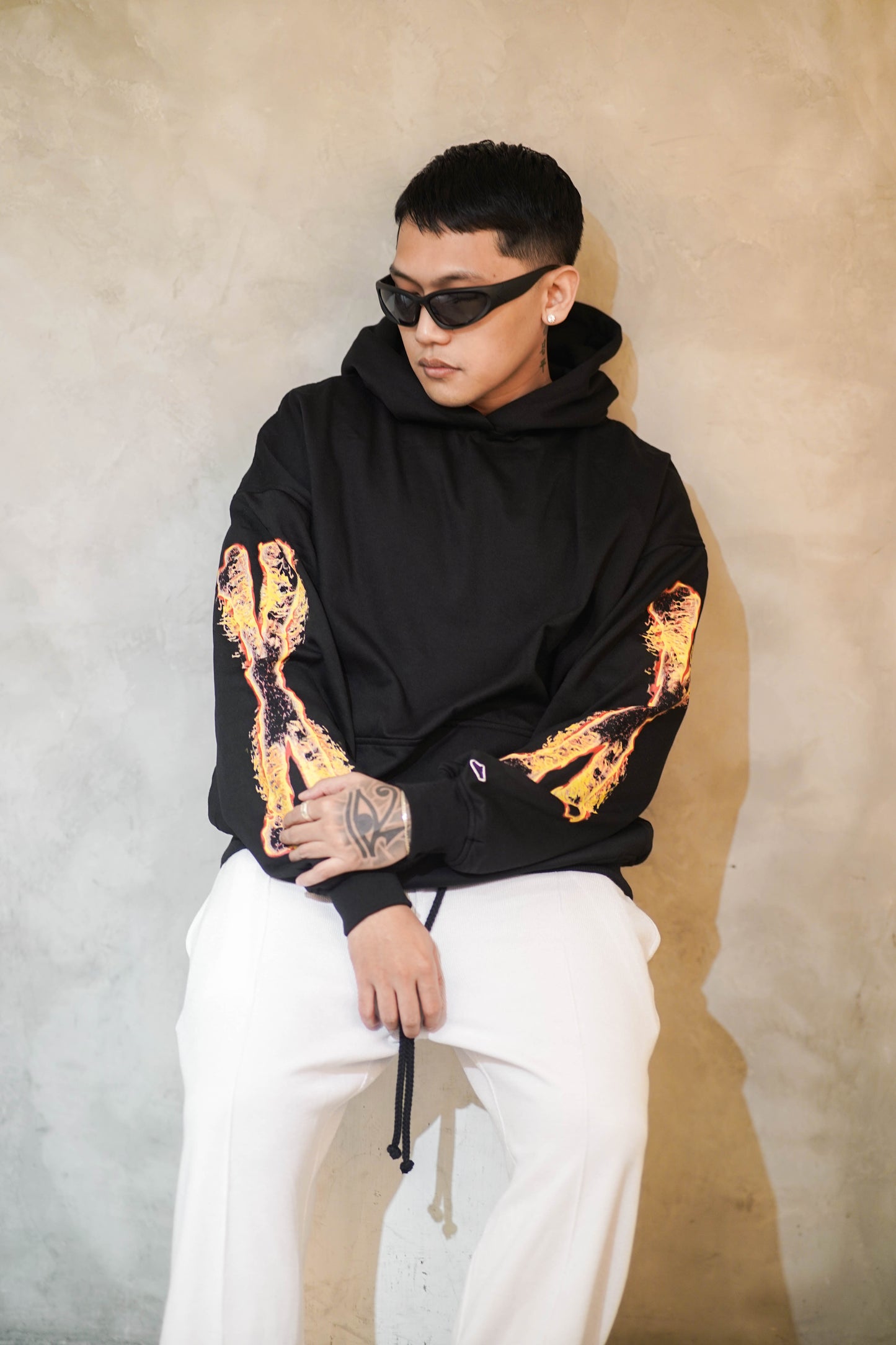 SAIHA HOODIE (black)