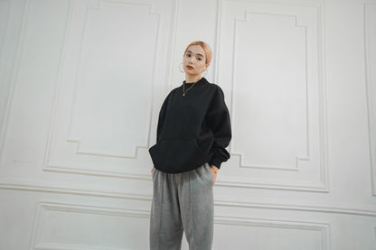 BOXY FIT SWEATER (ebony)