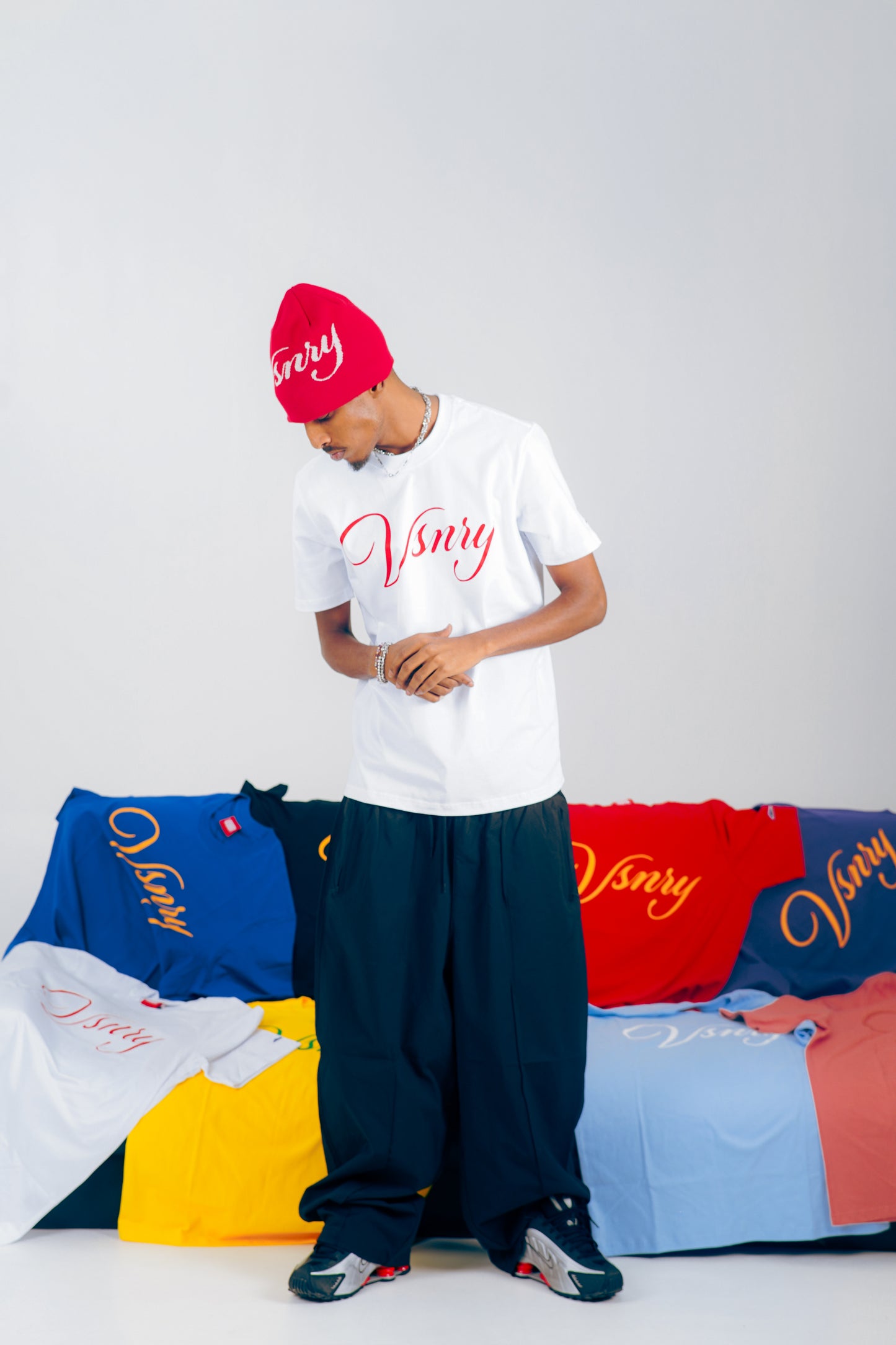 SCRIPT TEE WHITE