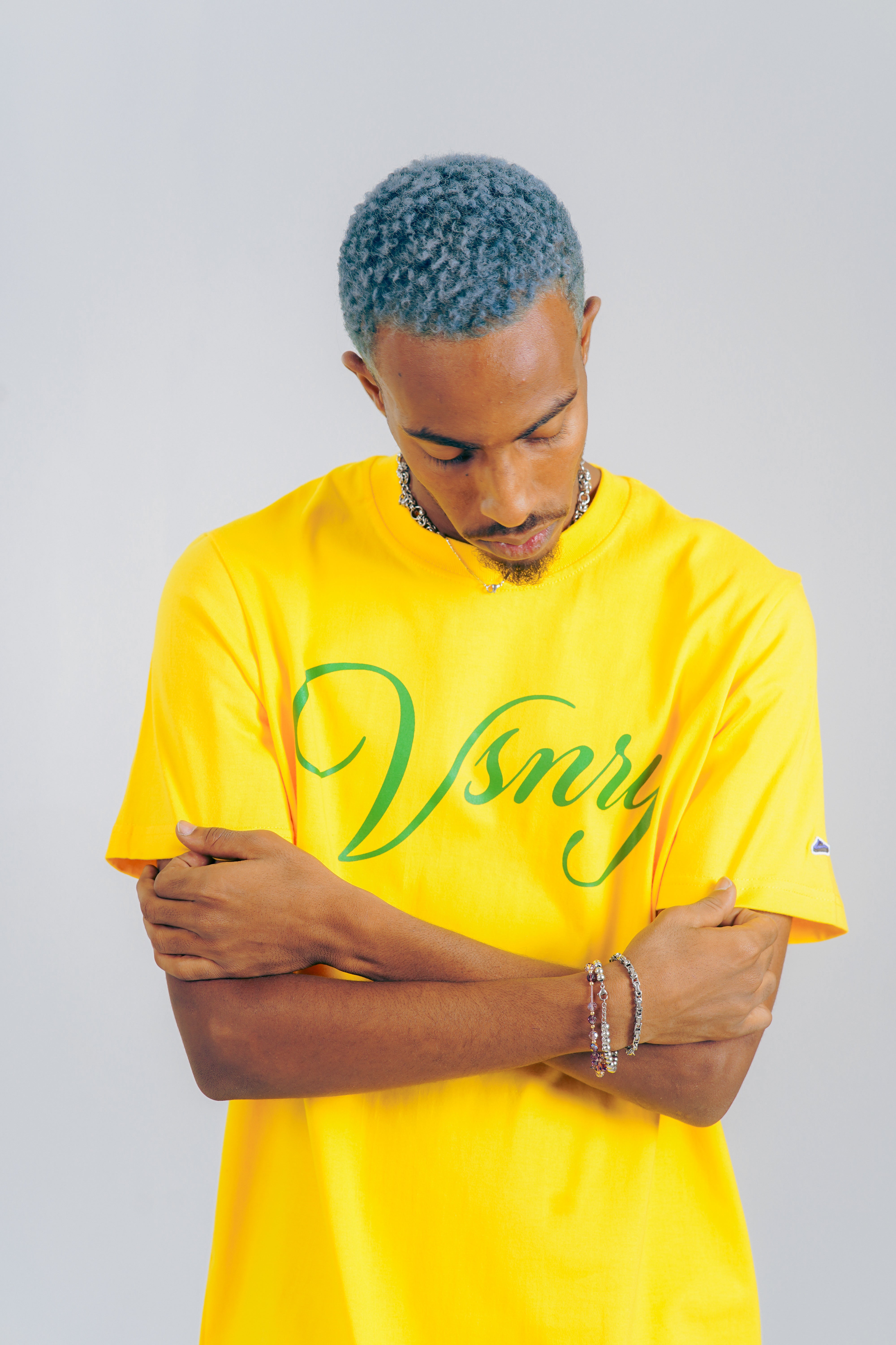SCRIPT TEE YELLOW
