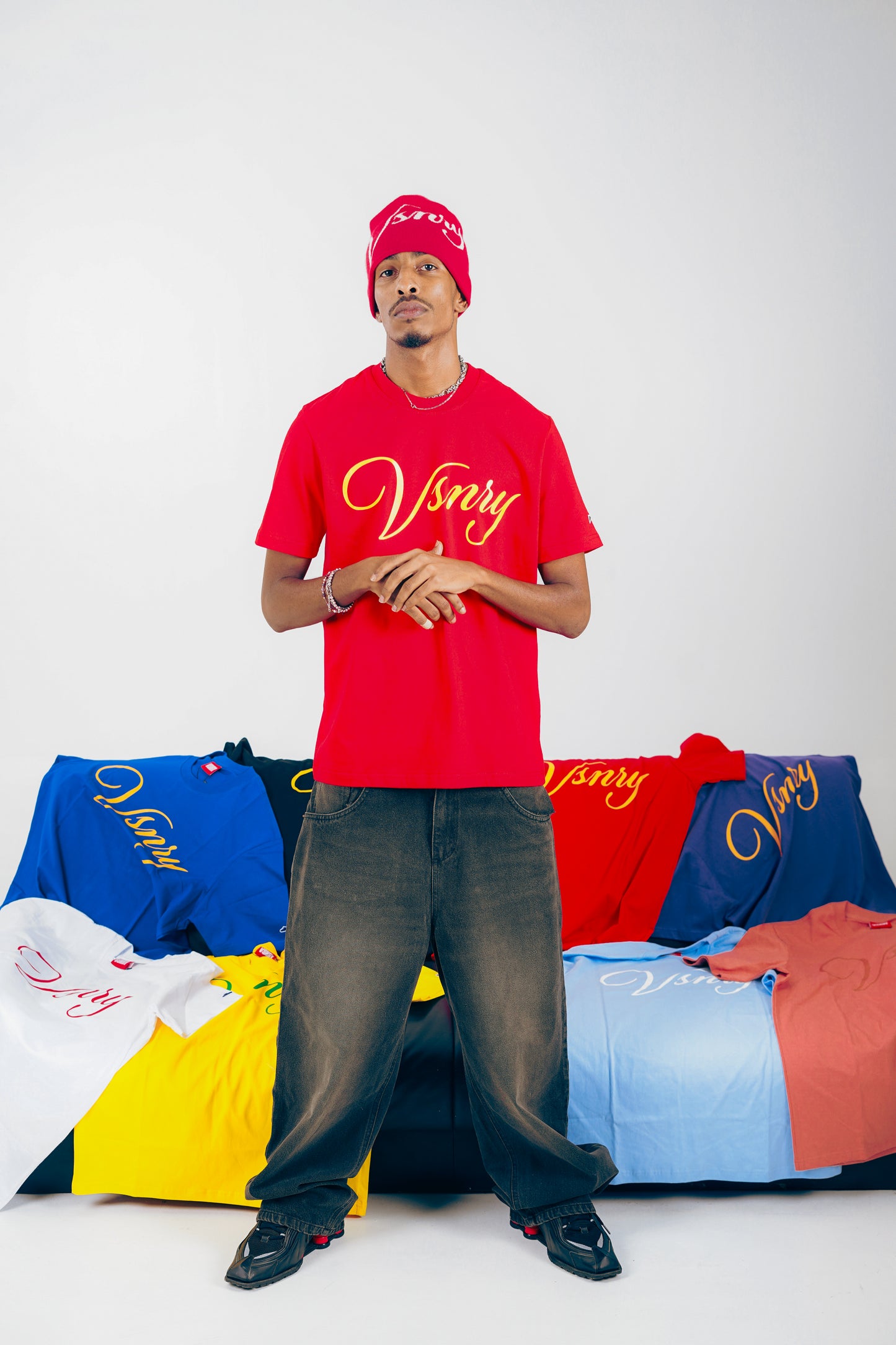 SCRIPT TEE CHILI RED