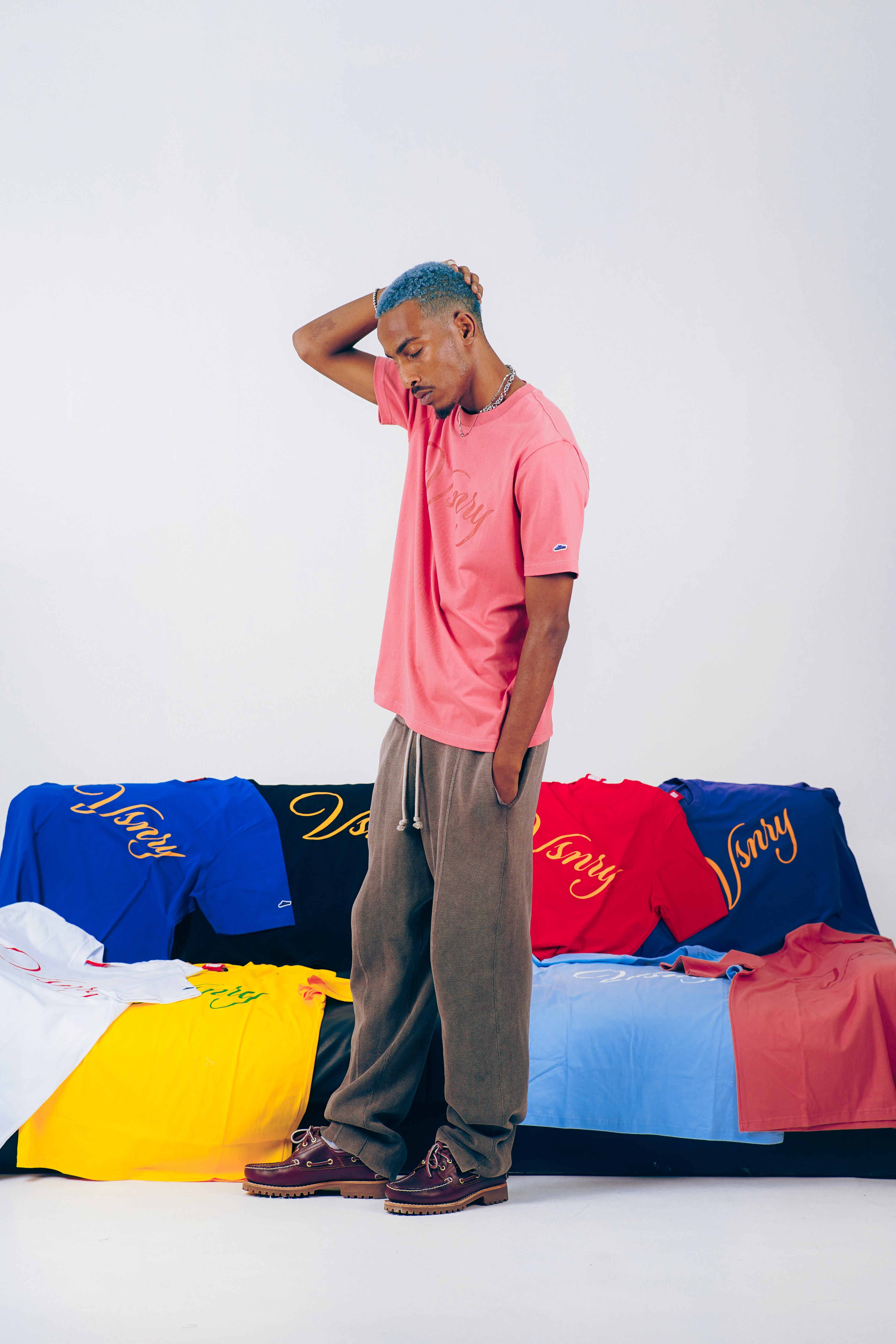 SCRIPT TEE BLUSH PINK